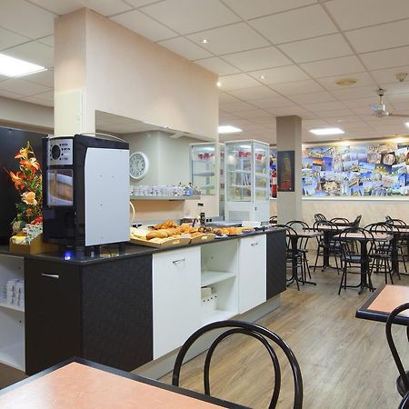 Hostal ברצלונה מראה חיצוני תמונה